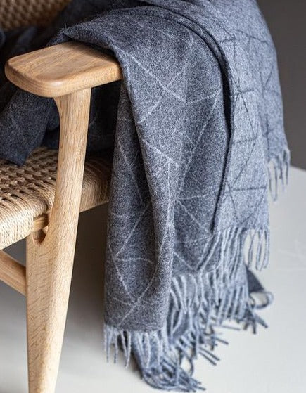 Achitectmade FJ Alpaca Throw Danish Design